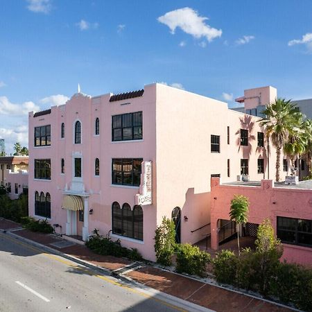 Roami At Tower Hotel - Calle Ocho Маями Екстериор снимка