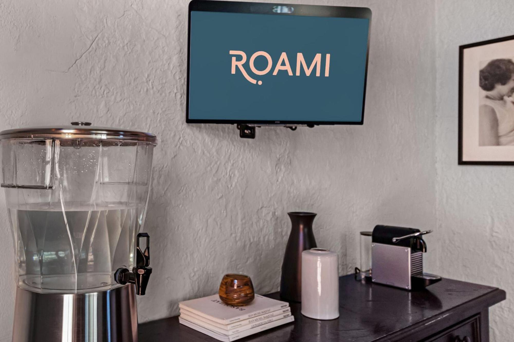 Roami At Tower Hotel - Calle Ocho Маями Екстериор снимка